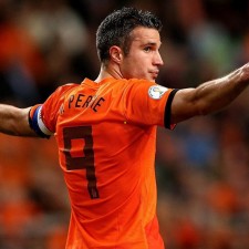 中国足彩竞彩网-拜仁慕尼黑计划2025年补强后防，法尔克透露水晶宫格伊成为关键目标