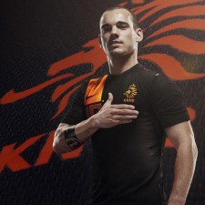 体育足彩网_穆里尼奥坦言，执教之重与评论之轻，足球世界的真实鸿沟