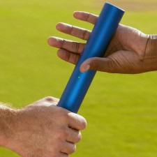 体育足彩网_豪华申花连遭重创，损大将再尝败绩，轮换策略成突破瓶颈生命线